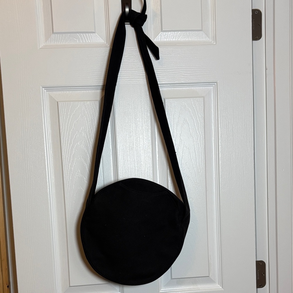 Dagne Dover Elegant Black Circle Luna Shoulder Bag